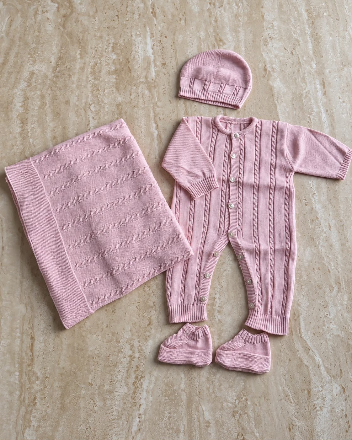 Ensemble de naissance Casa Coton en maille rose poudré