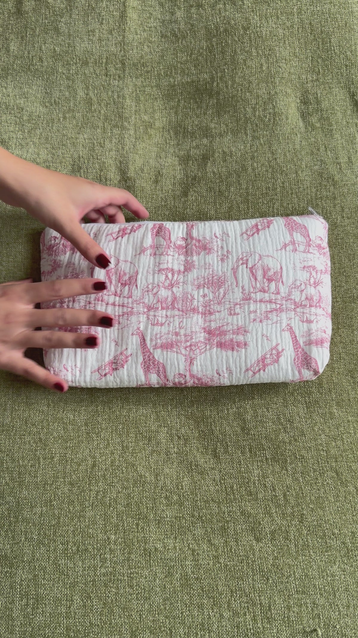 Vidéo Trousse de toilette Safari rose